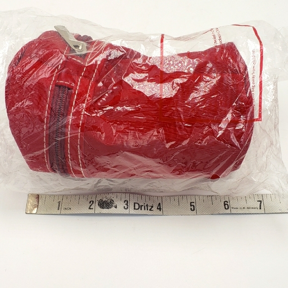 Delta Airlines Sky Team Red Amenities Bag SEALED First Class Soft Cylindrical - Picture 2 of 4